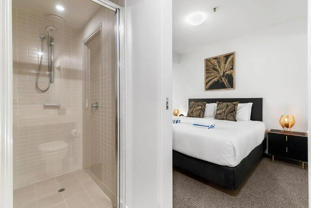 Lejlighed Lux Retreat - Sauna Pool & Prime Location Cairns