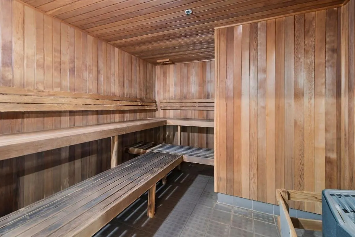 Lux Retreat - Sauna Pool & Prime Location Cairns